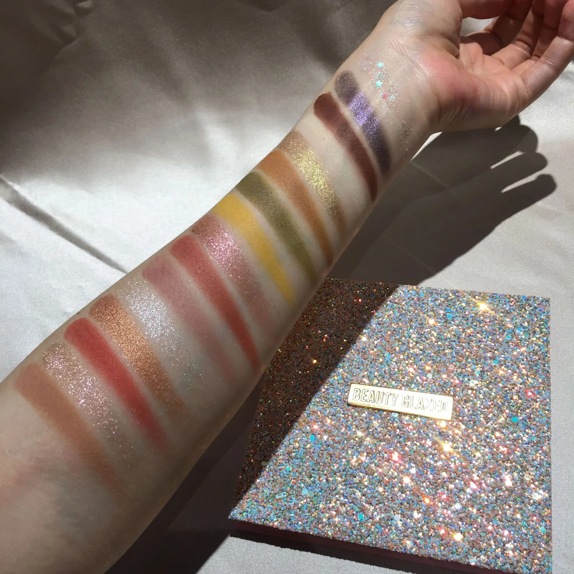 Custom Eyeshadow Palette 16 colors  Pearl Sequins  High Pigment Glitter Diamond Eyeshadow Palette