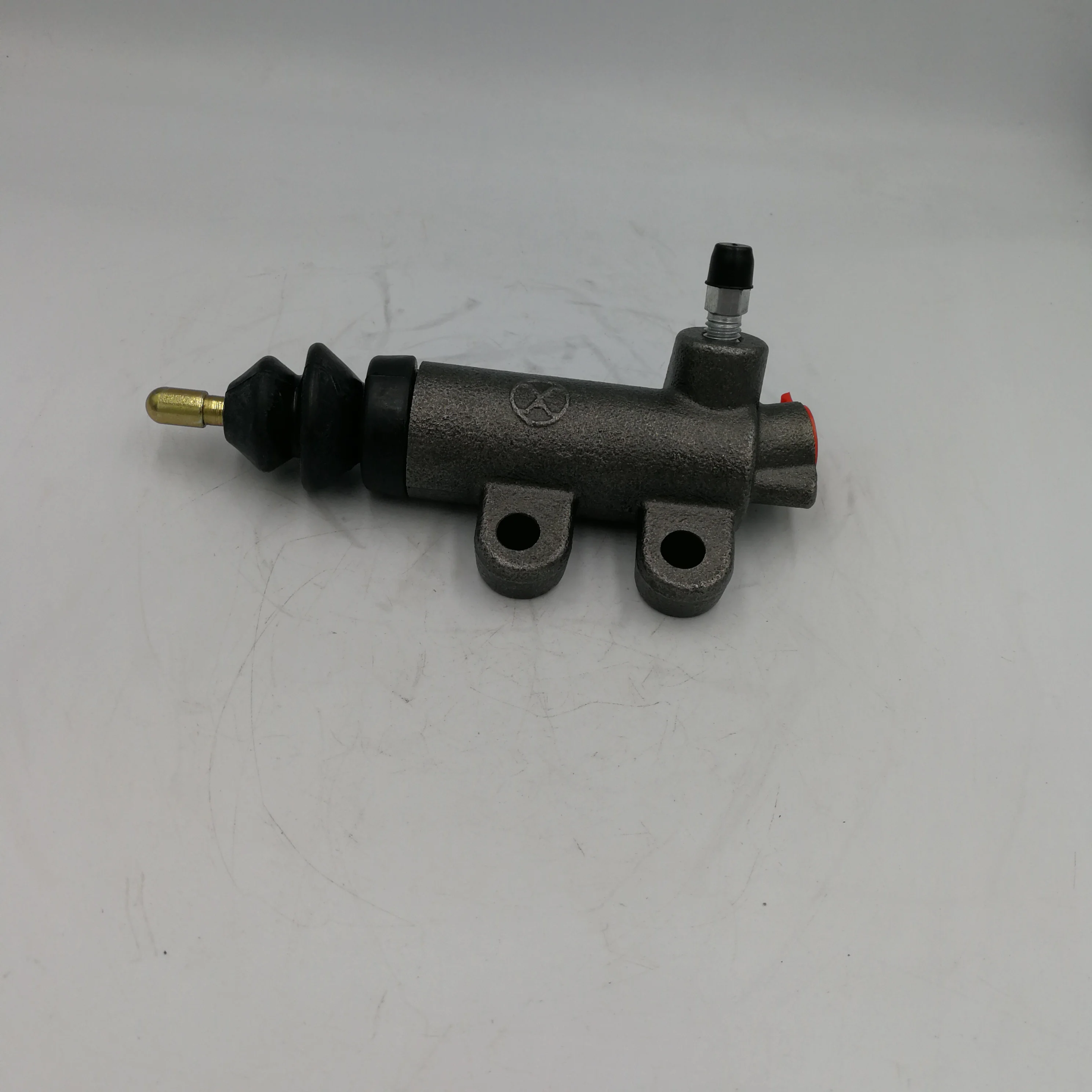 Manufacturers of auto parts from the clutch cylinder and clutch sub-cylinder or SY6480