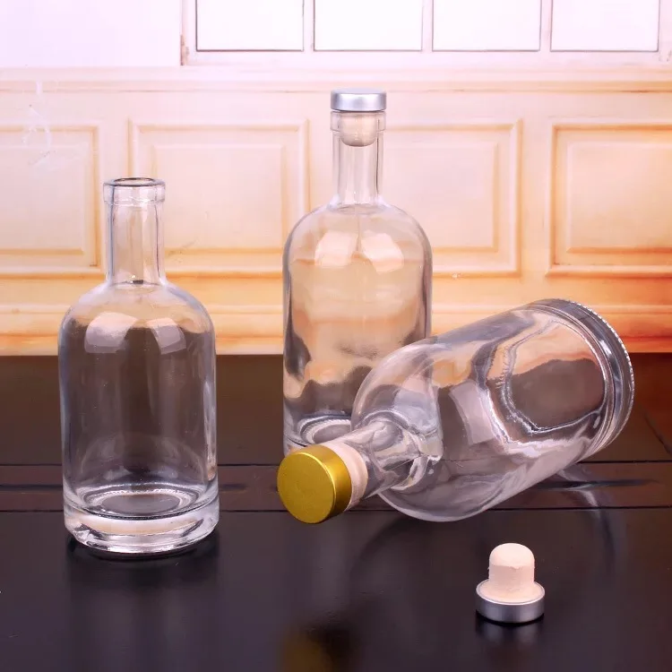 Hot-selling European and American style bottle of glass whisky   Glass  Bottle maker  glass bottles for home or bar