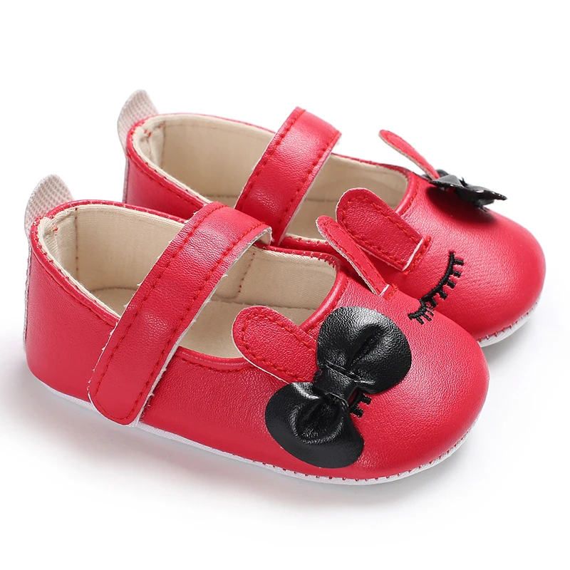 2023 Alibaba wholesale hot new soft baby shoes with different colors baby girls Prewalker shoes