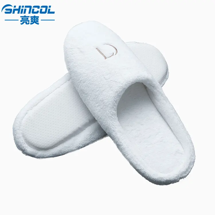 Comfort and durability custom personalized fancy embroidered winter warm coral velvet anti slip hotel slippers shoes