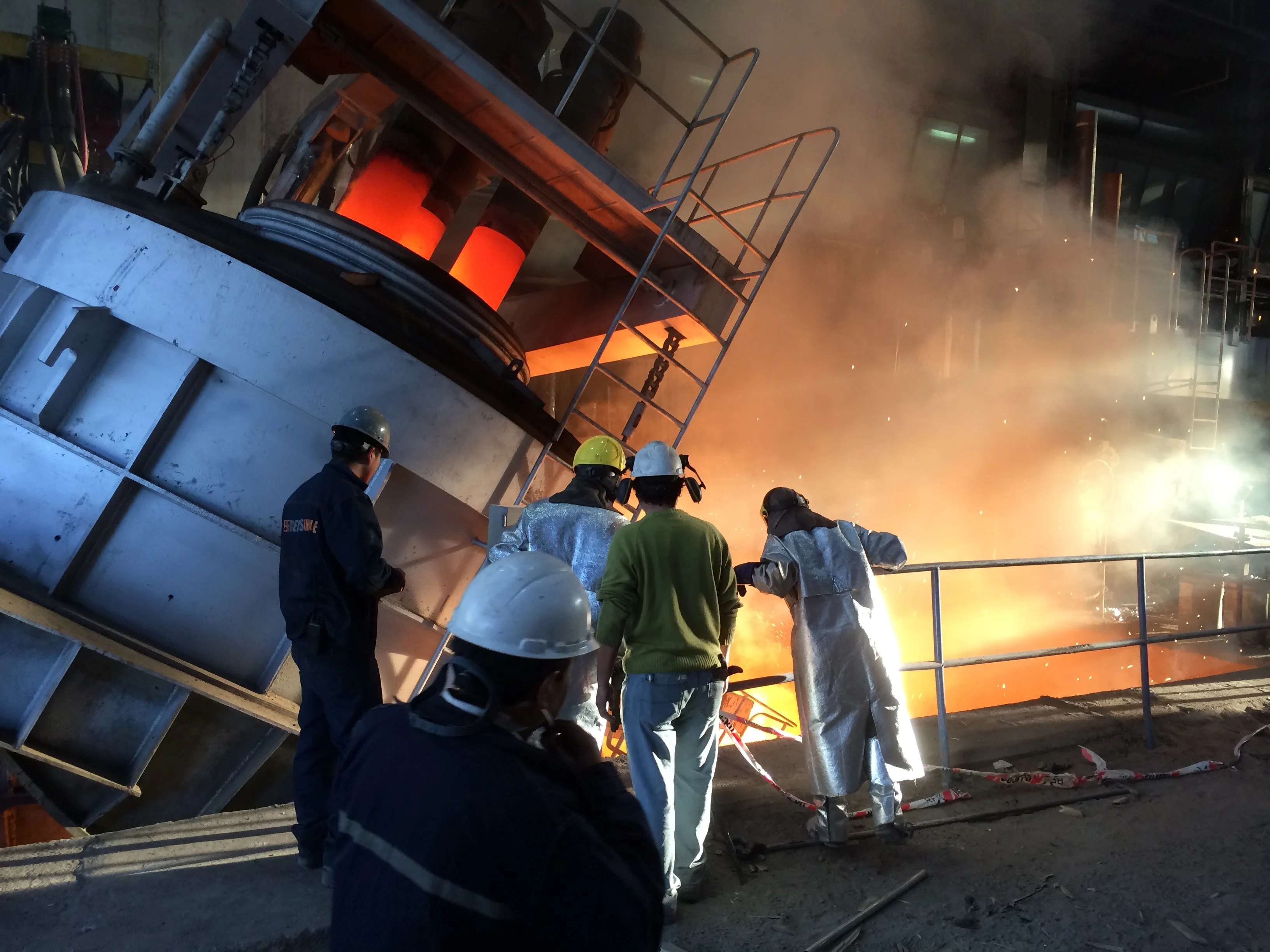  Электрическая дуговая печь