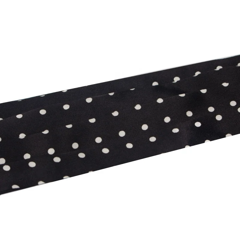 
Hot Sale Polyester Twill Ascot Tie High Quality Black And White Dot Design Cravat 
