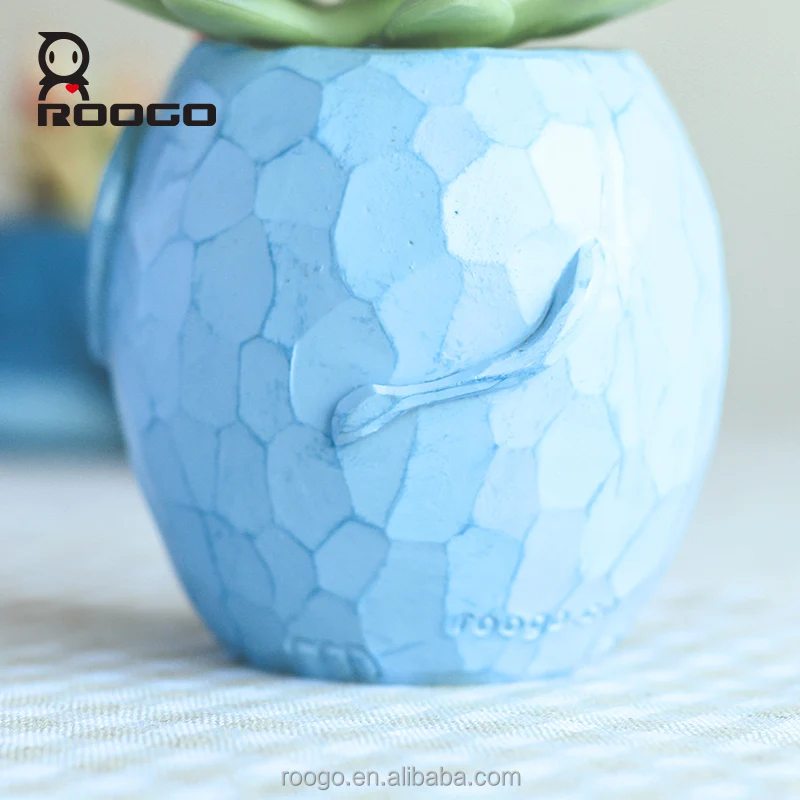 Roogo Wholesale Price Popular Design Resin Indoor Home Garden Decor Crocodile Elephant Dinosaur Whale Statue Succulent Bonsai