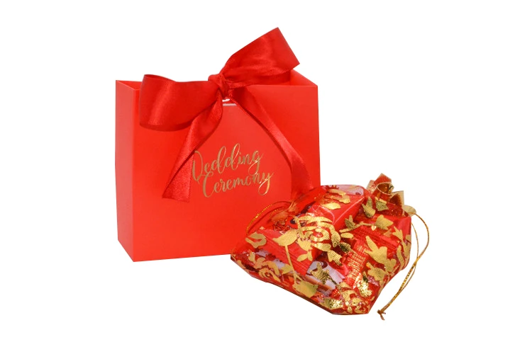
China Manufactures small White Luxury Carrier Wedding jewelry candy Custom Logo Printed Paper Gift Bag With Handle and ribbon 