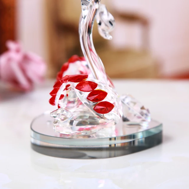 Beautiful Crystal Couple Swan Decoration for Wedding Anniversary Lovers Gift