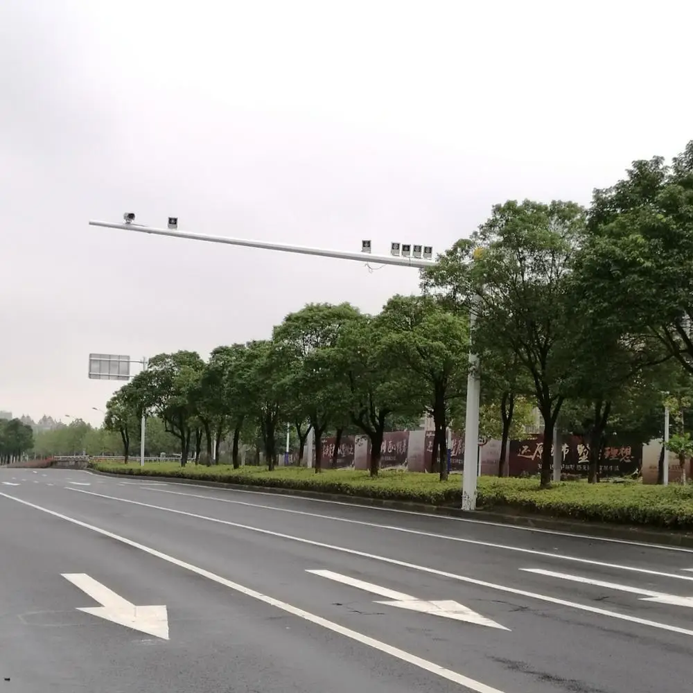 Q235 Single /Double Arm Conical Security Camera Mounting Pole For Traffic Monitor Project