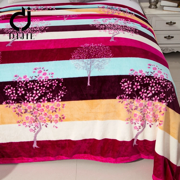 Great quality supermarket thick polyester blanket flannel for adult