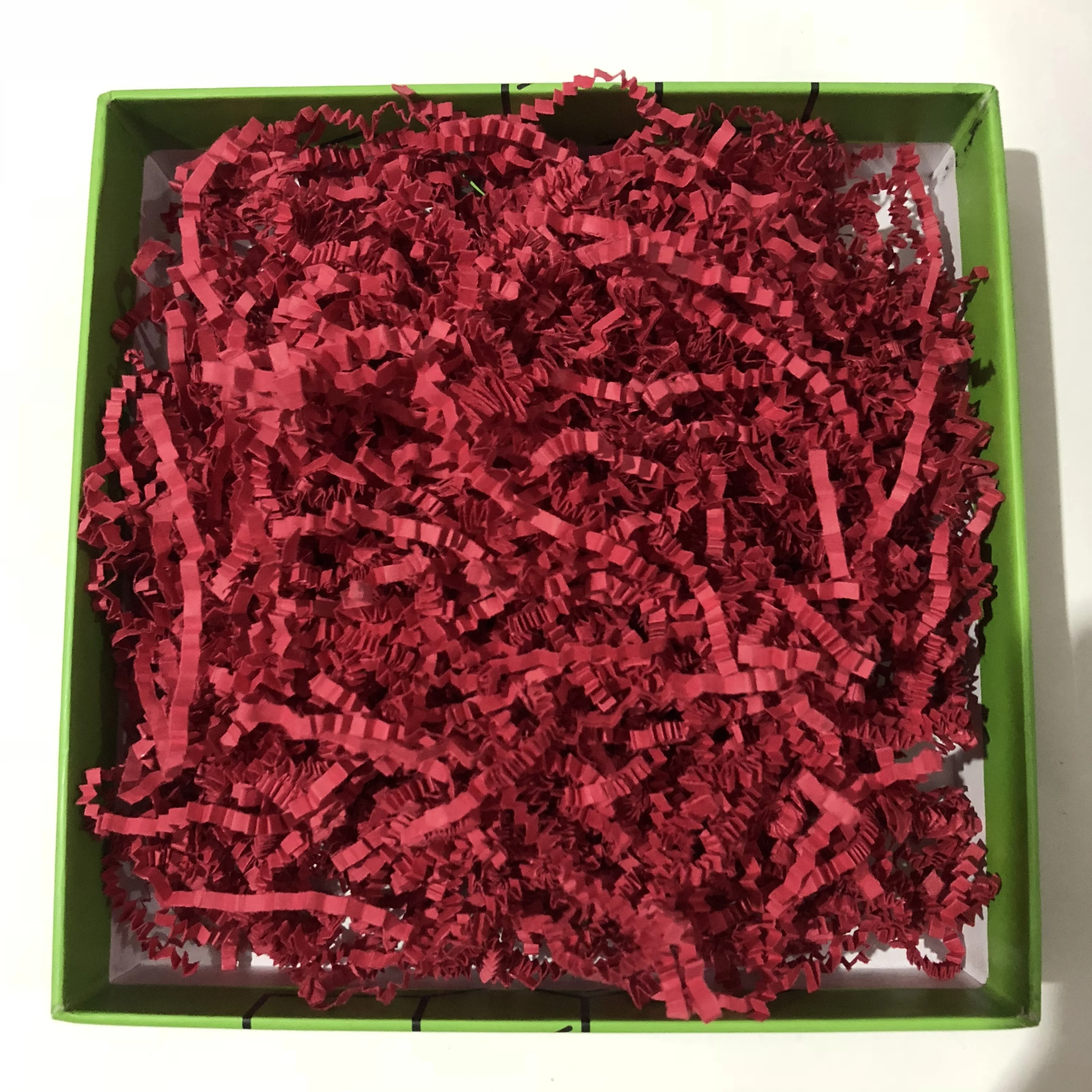 
Recycled green color shredded paper for box and basket filling 