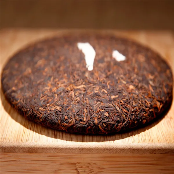 Оптовая продажа Yunnan Qizi Bing Cha Menghai Jinya ферментированный чайный торт 357 г