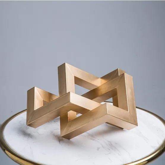 Italy style golden metal home decoration accessories sculpture