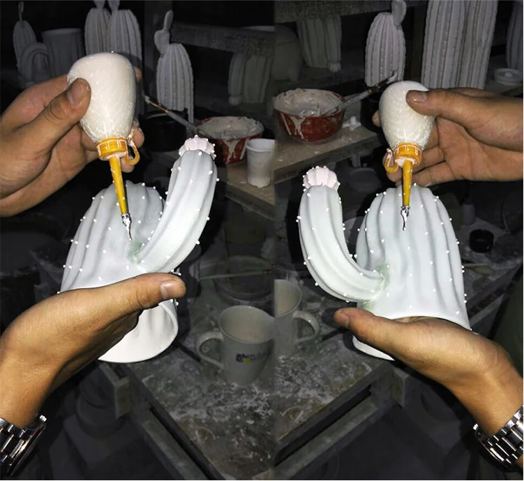 Hot Selling Novelty Ceramic Handcrafted Cactus Tea Cup Ceramic Travel Mugs Wholesale