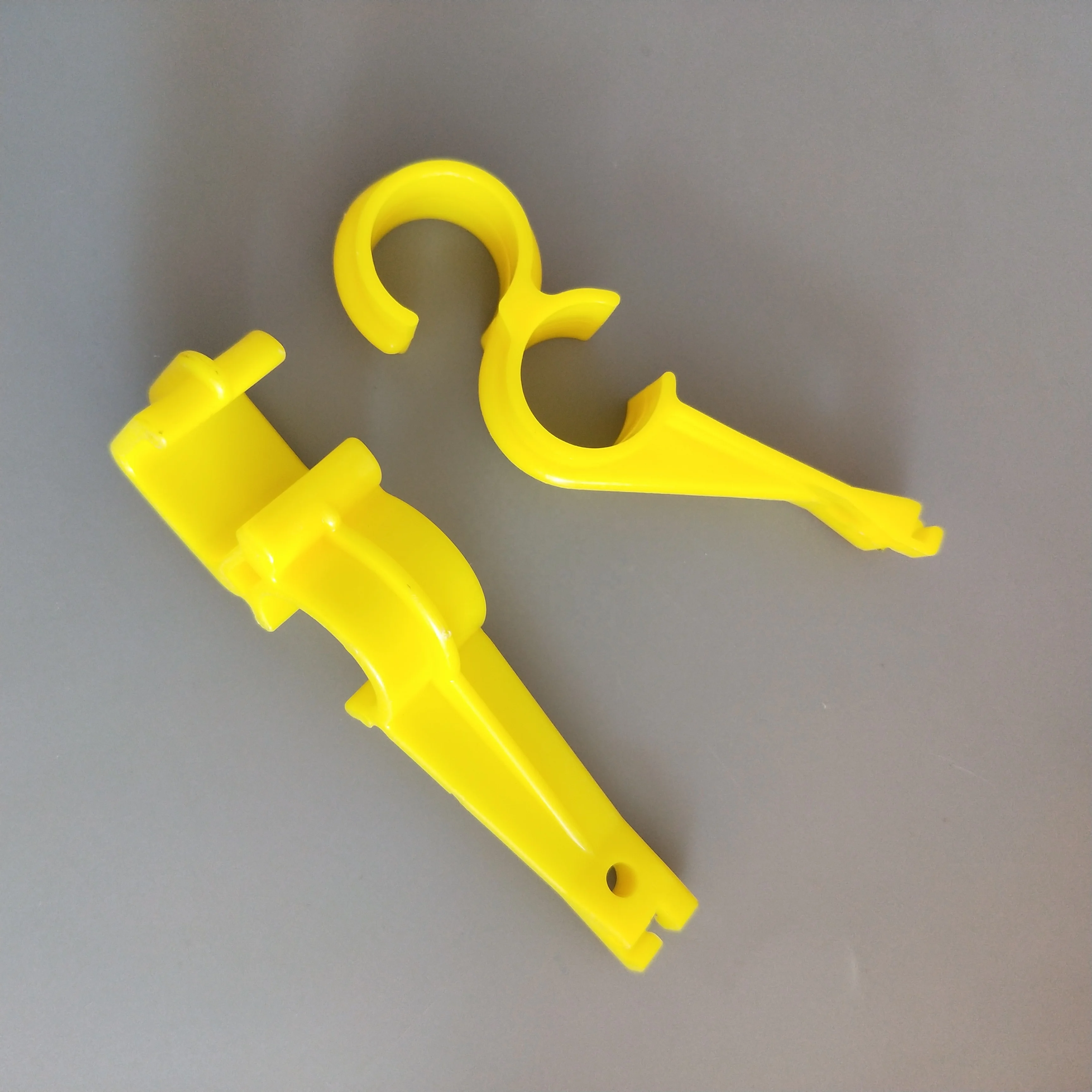 Accessories For Poultry  Drinking Line System Poultry Farm Equipment  S hook Pipes Clips clamp hook