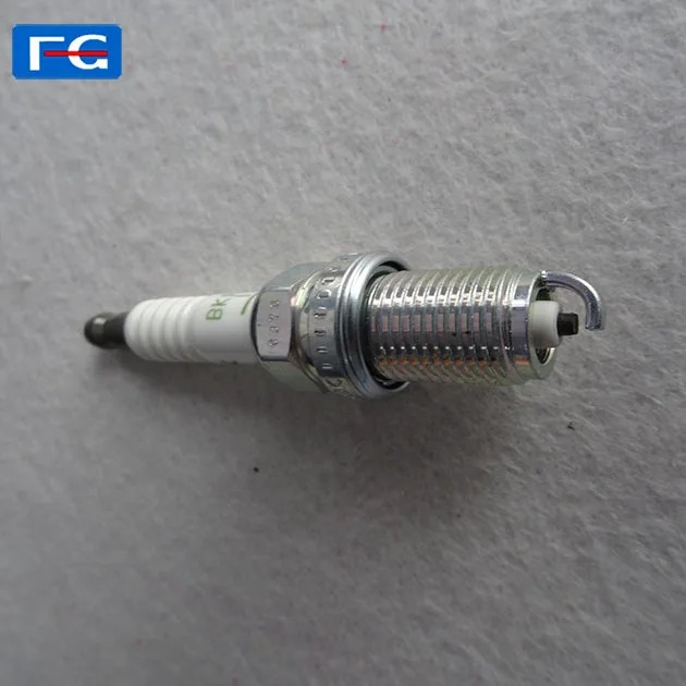 Auto spare parts Wholesale spark plugs BKR5E-11 Spark plug  Low Price Long Service Life