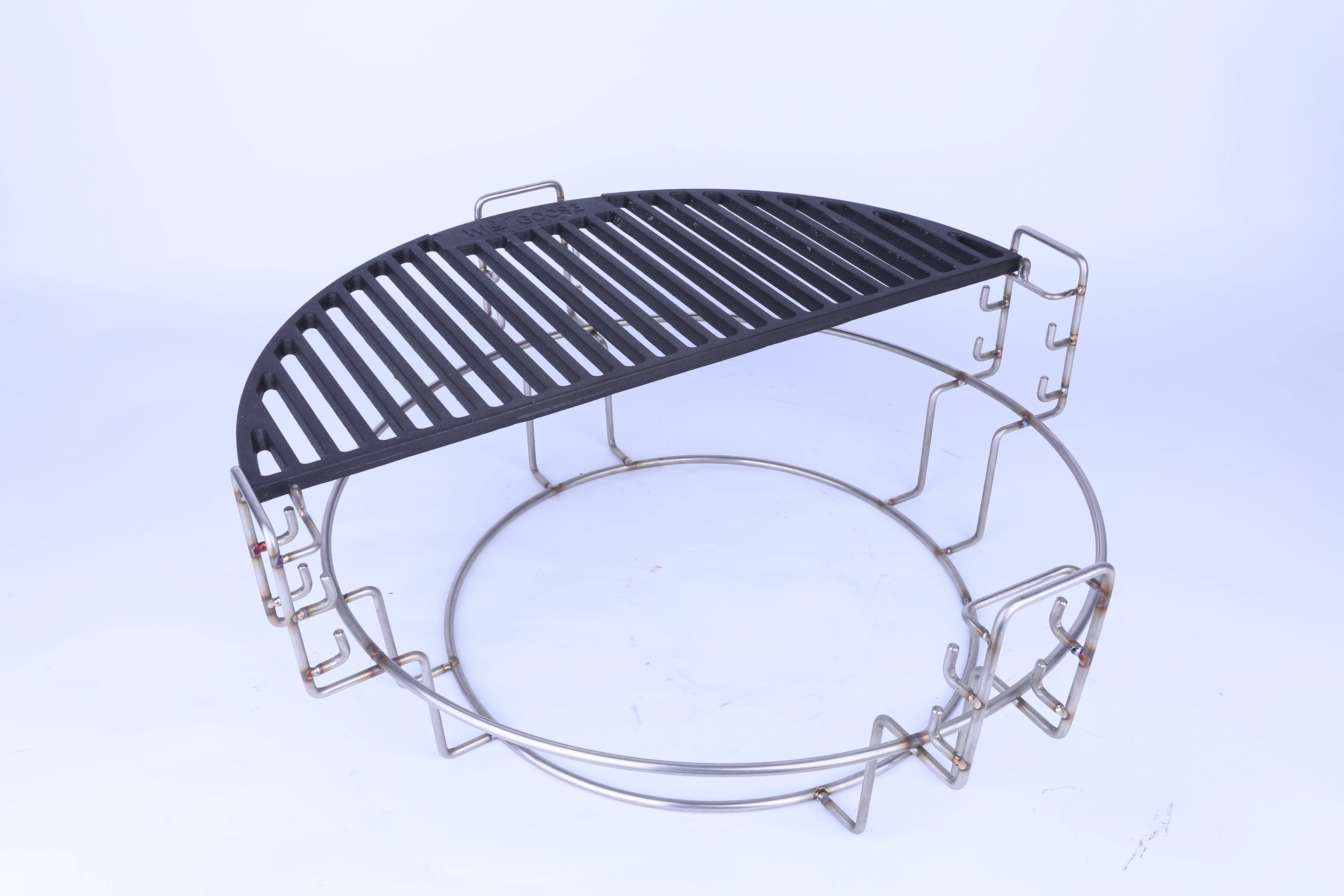 22inch half moon cast iron cooking grid used for kamado bbq grill