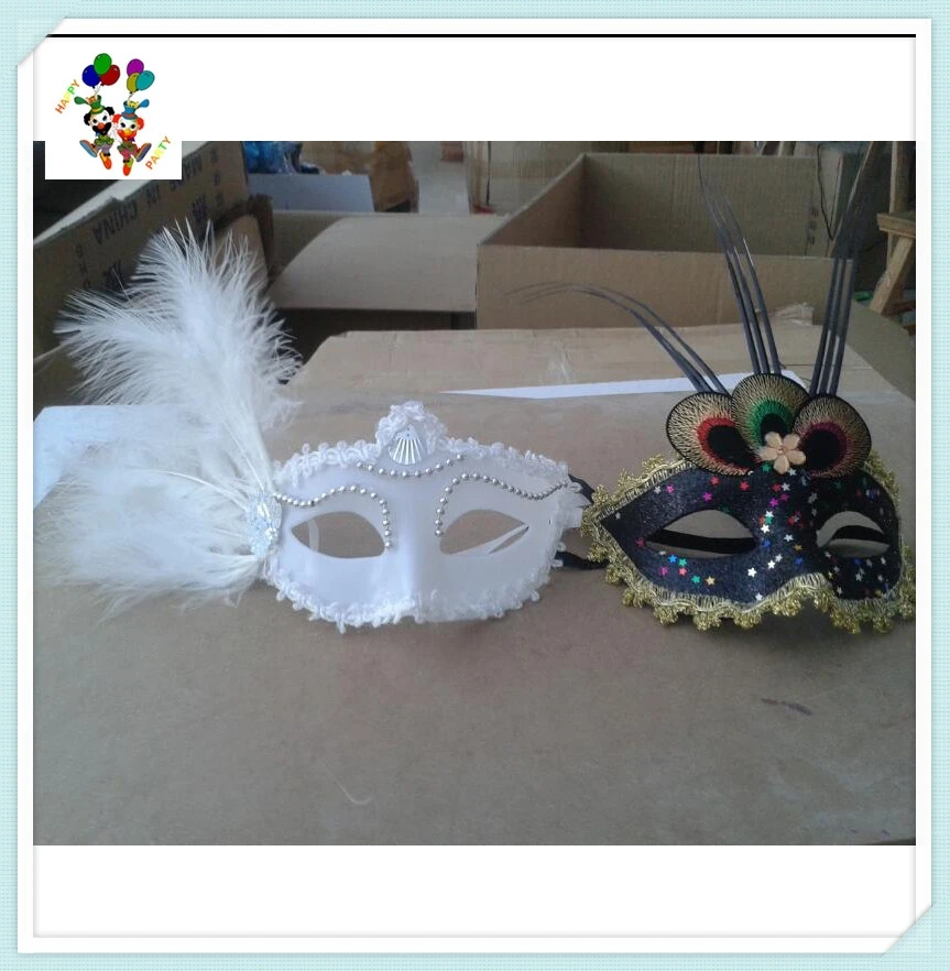 Ladies White Feather Plastic Masquerade Party Masks HPC-1511