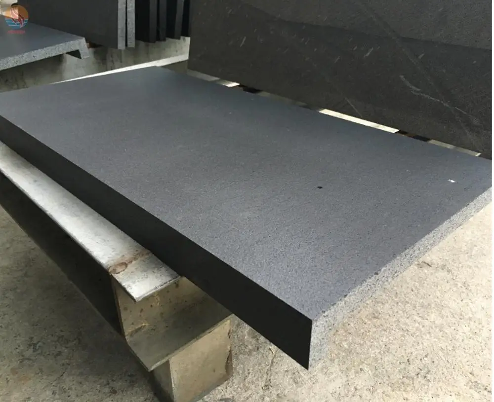 China Basalt Stone Volcanic Rock PaverFor Pool Coping