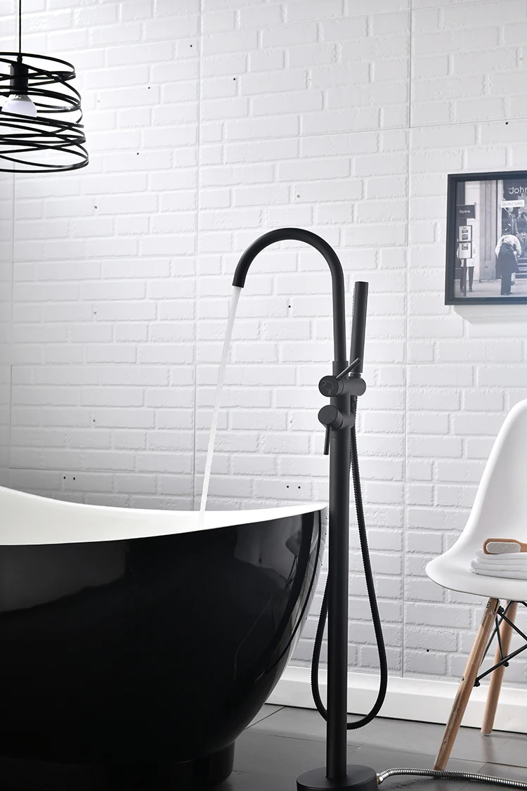 Douche Single Handle Classic Polished Ceramic Free Standing Tub Faucet Floor Bathtub Faucet Set