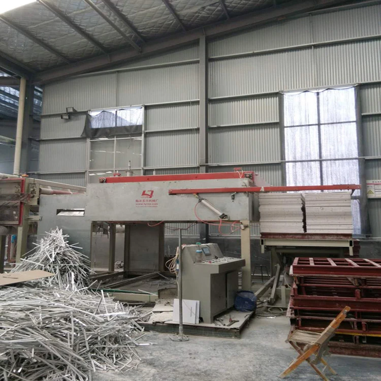 PVC plasterboard cutting machine/small gypsum board manufacturing plant