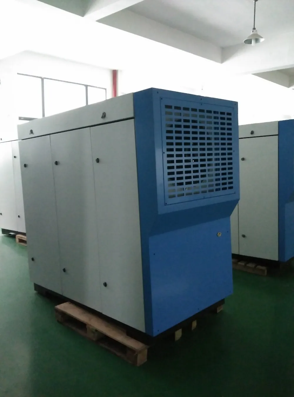 300 Liters Air Water Generator With Heat Exchange and Energy Saving To Produce Fresh Water