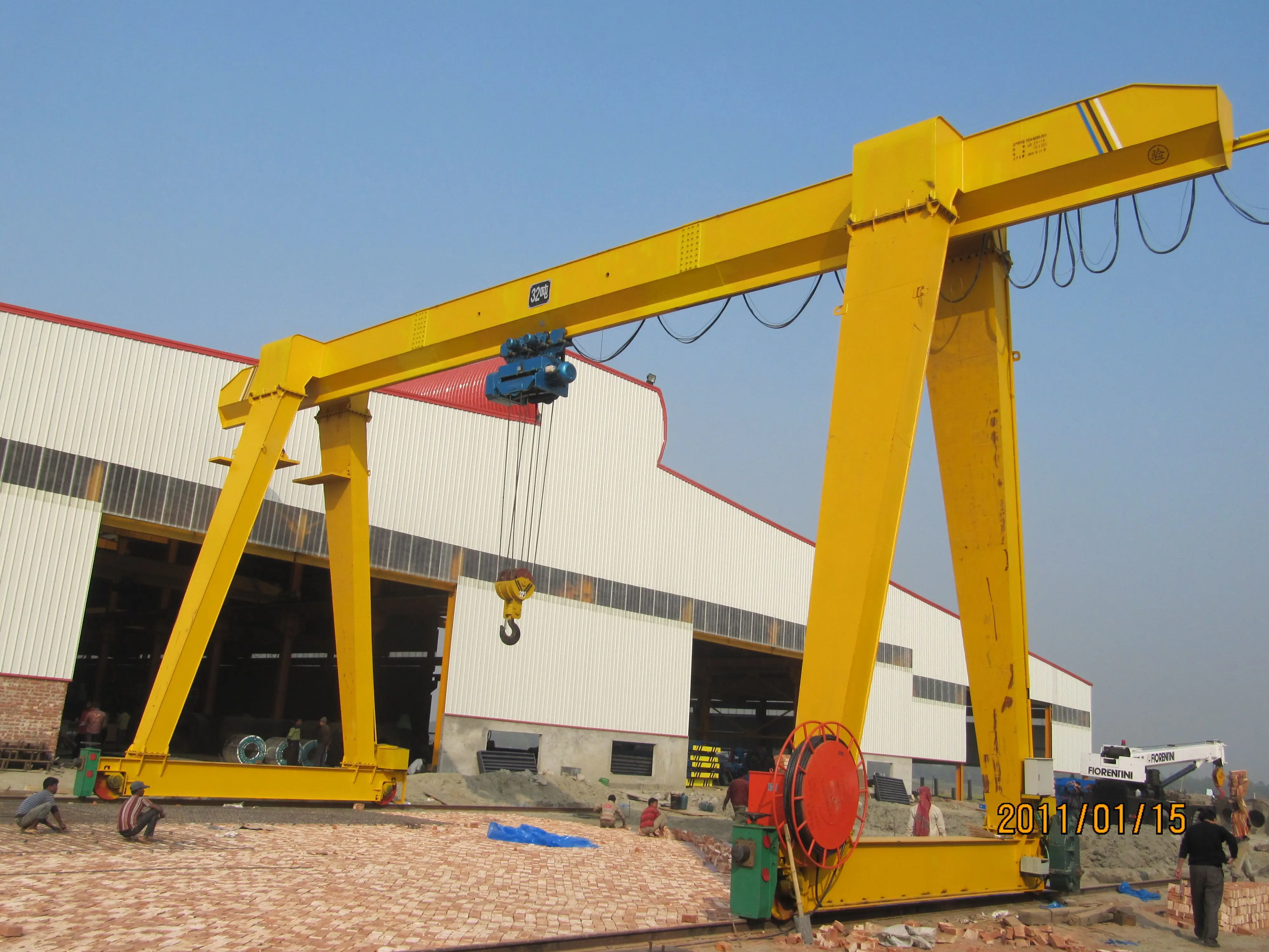 China Tavol Brand marble granite lifting gantry crane 10t 15t 20t 25t