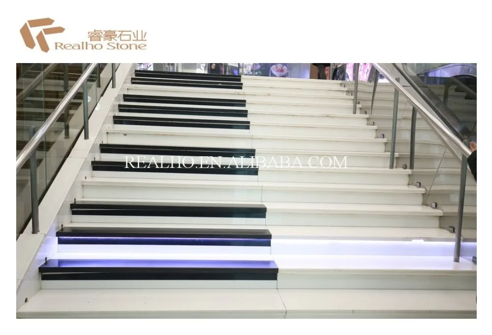 
Custom Piano Design White and Black Treads For Indoor Steps 