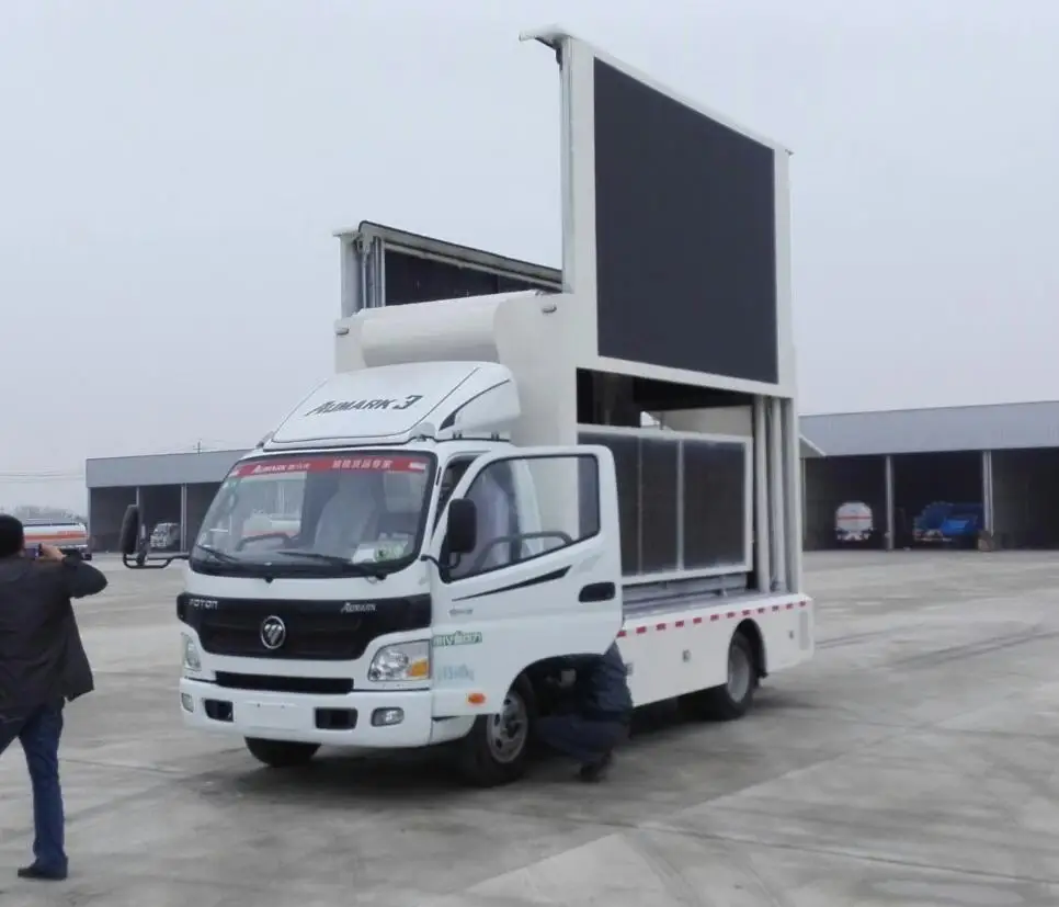 Foton Mobile Digital Stage Truck, Advertising Road Show LED Display Trucks