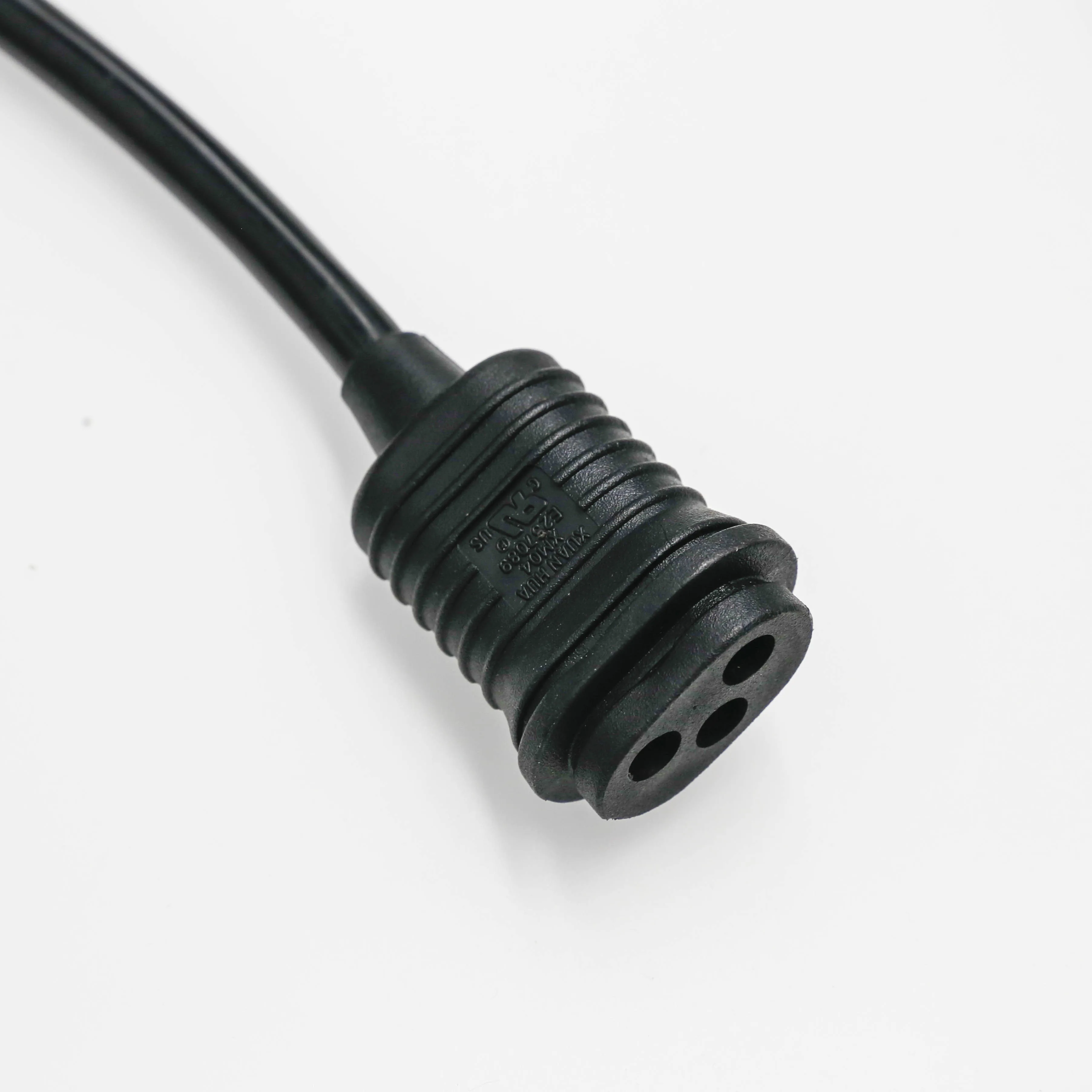 
IS16A3 to C13 International Power Cord - 10 Amp - 1.8 M (2 NEMA 5-15R to 1 NEMA 5-15P) 110/120 volt, 6 ft. black 