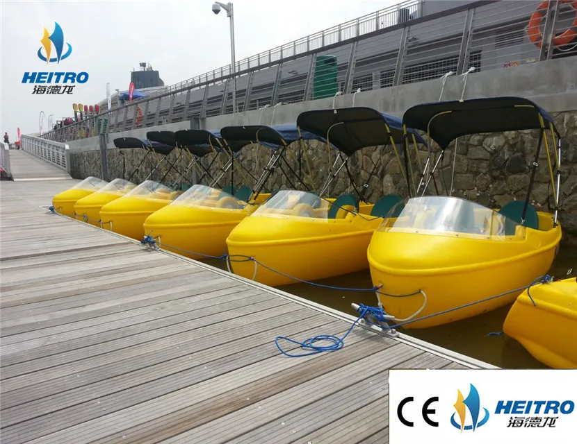 4 Persons Water Bike Wheel PE Plastic Electric Powered Pedal Boat with Sun-shade Cover for Entertainment Park