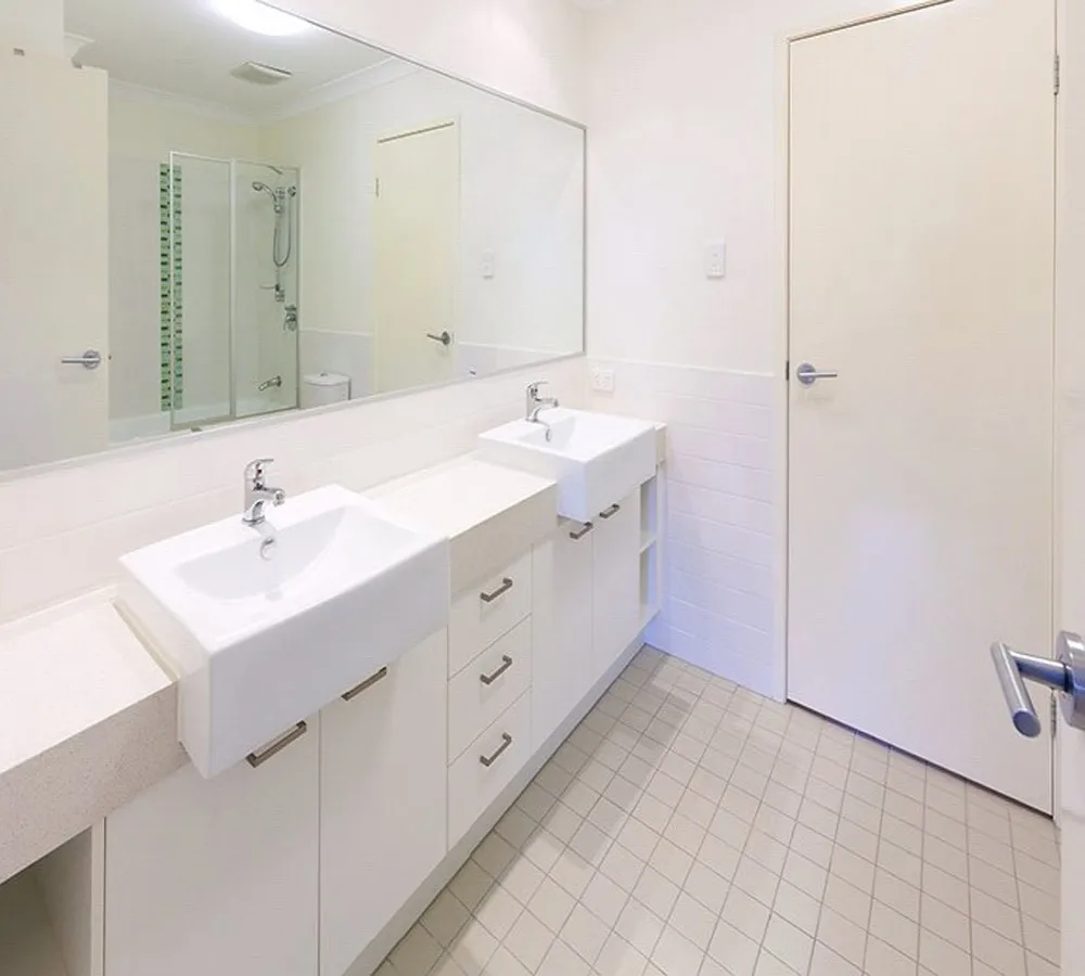 
Modern Bathroom Design LED Mirror Cabinet Double Basin MDF PVC Laminate Furniture Bath Vanity Melamine Bathroom Vanity 
