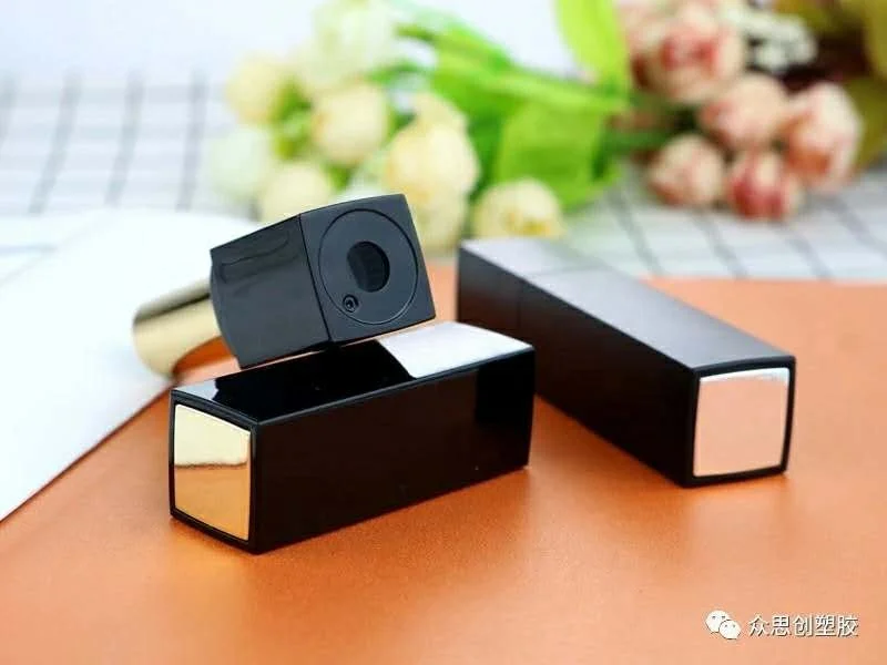 Custom hot stamping logo empty square plastic cosmetic packaging bottom filling fancy lipstick container with gold lid