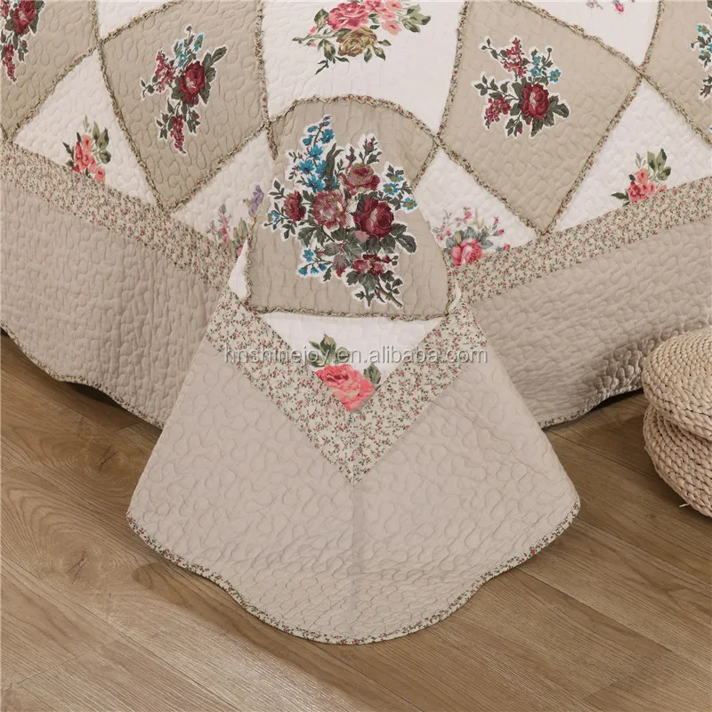 Wholesale customized Queen 100% polyester printed microfiber patchwork quilt