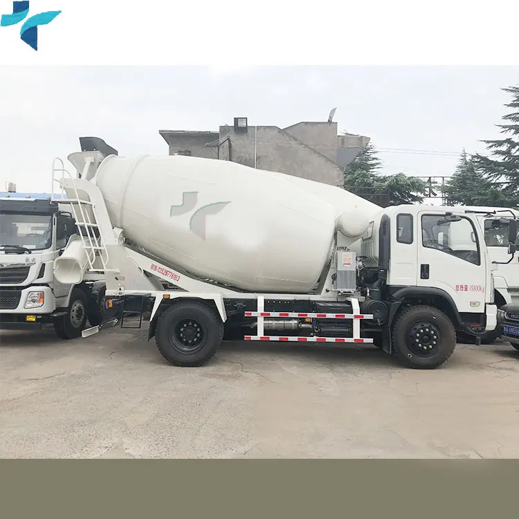 Zhengzhou Diesel Engine Mobile Self Loading Concrete Mixer Tank 3M3