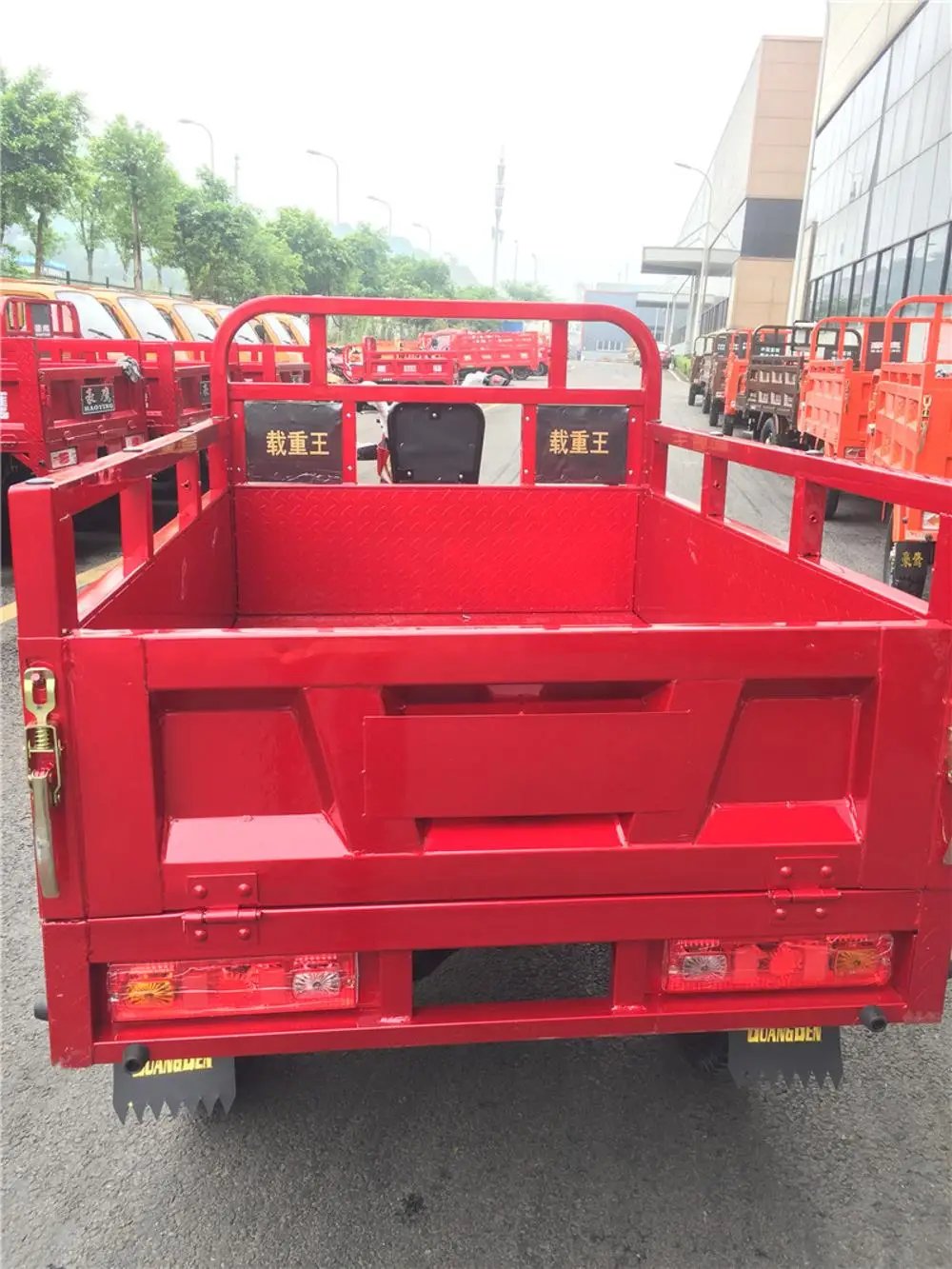 Two Passenger Seat Made China Tvs Motor Tricycle In Ghana