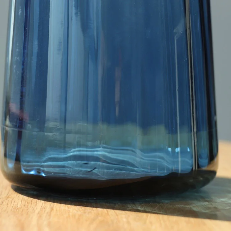 
High Quality Hand Blown Colored Flower Glass Vase For Home Decoration 