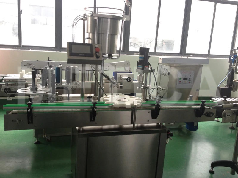 Automatic plastic bottle/glass jar capping machine with lifting machine