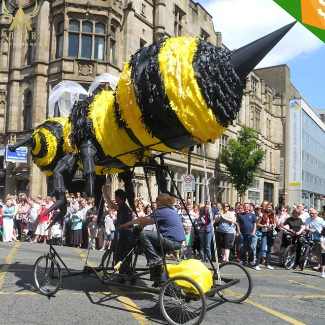 Lifelike Large Inflatable Bumblebee Animal Parade Decoration,customized Vivid Animal Shape for Party