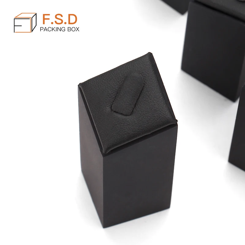 Factory Wholesale Black Leatherette Wedding Ring Display Stand Set Custom Ring Holder