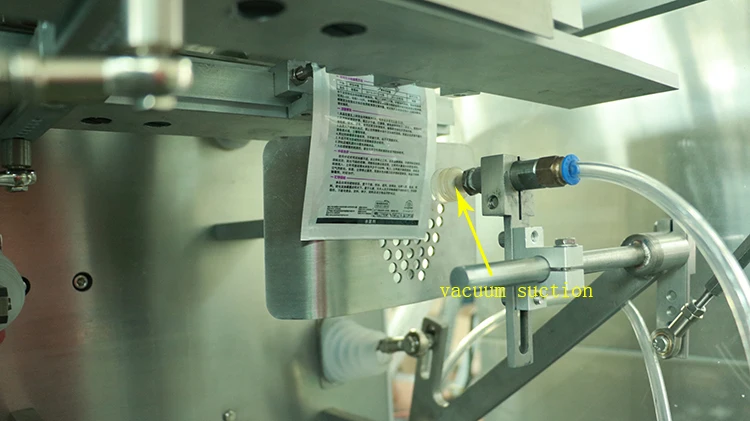 
Automatic plastic bag sauce filling and packaging machine 