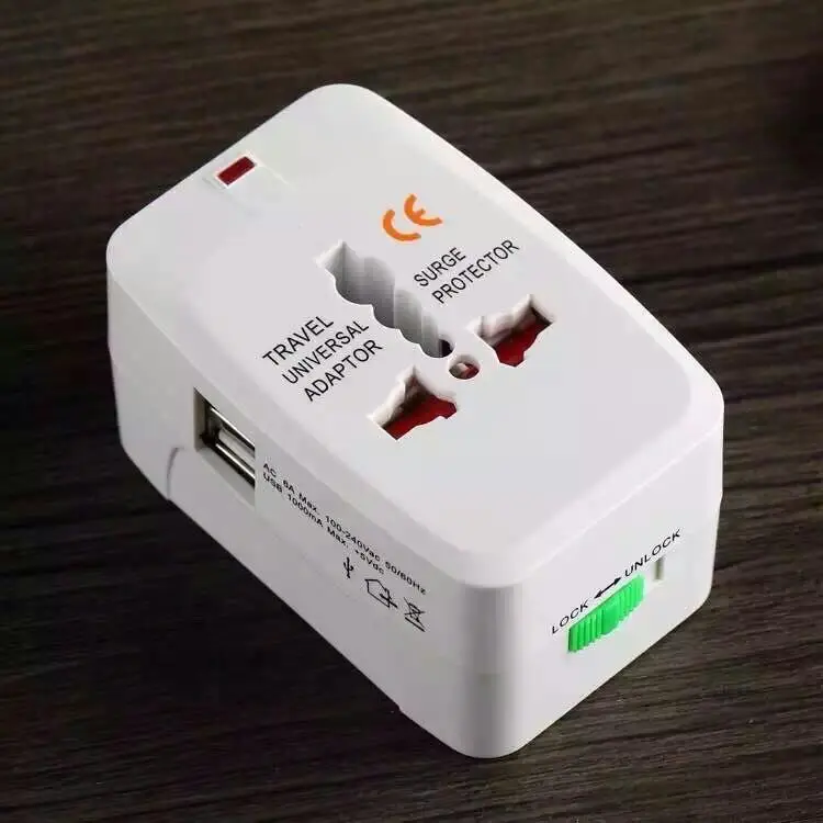 Электронные корпоративные Оптовые подарочные товары по всему миру USB дорожные адаптеры переменного тока вилки