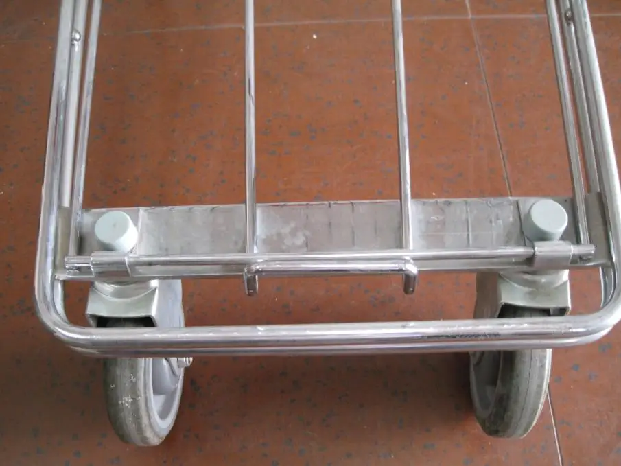 MOQ 50 PCS 150L Chrome Plating Supermarket Shopping Cart, Shopping Trolley With 4 Wheels