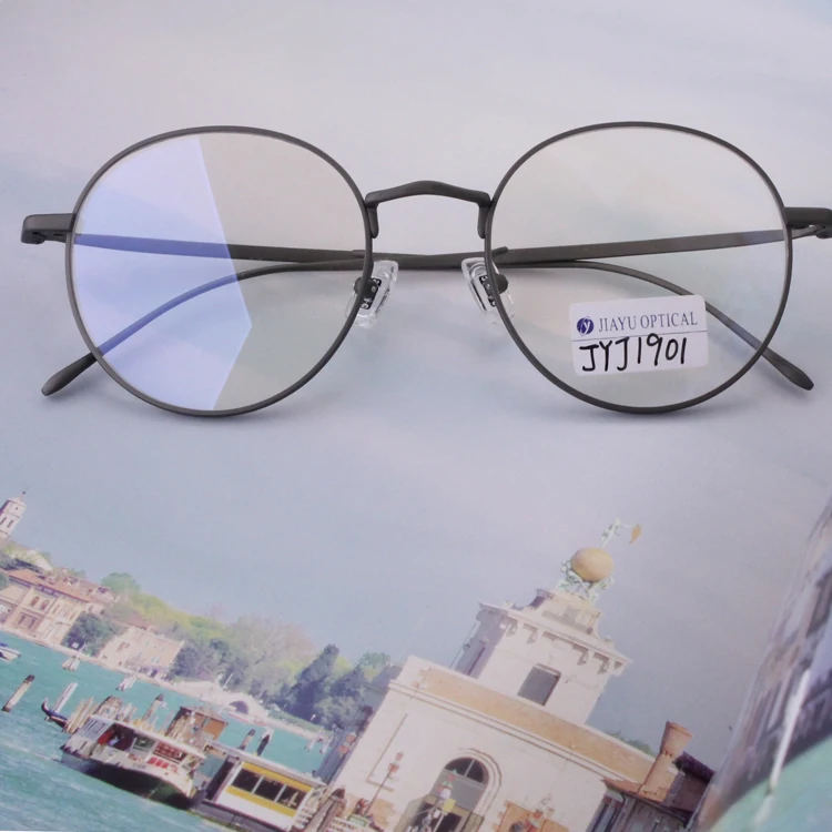 High Quality Classic Round Full Rim Style Optical Titanium Frame Glasses for Women and Men