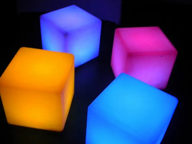 2020 New Style Color Changeable Remote Control Led Cube 40cm Led bar Chair