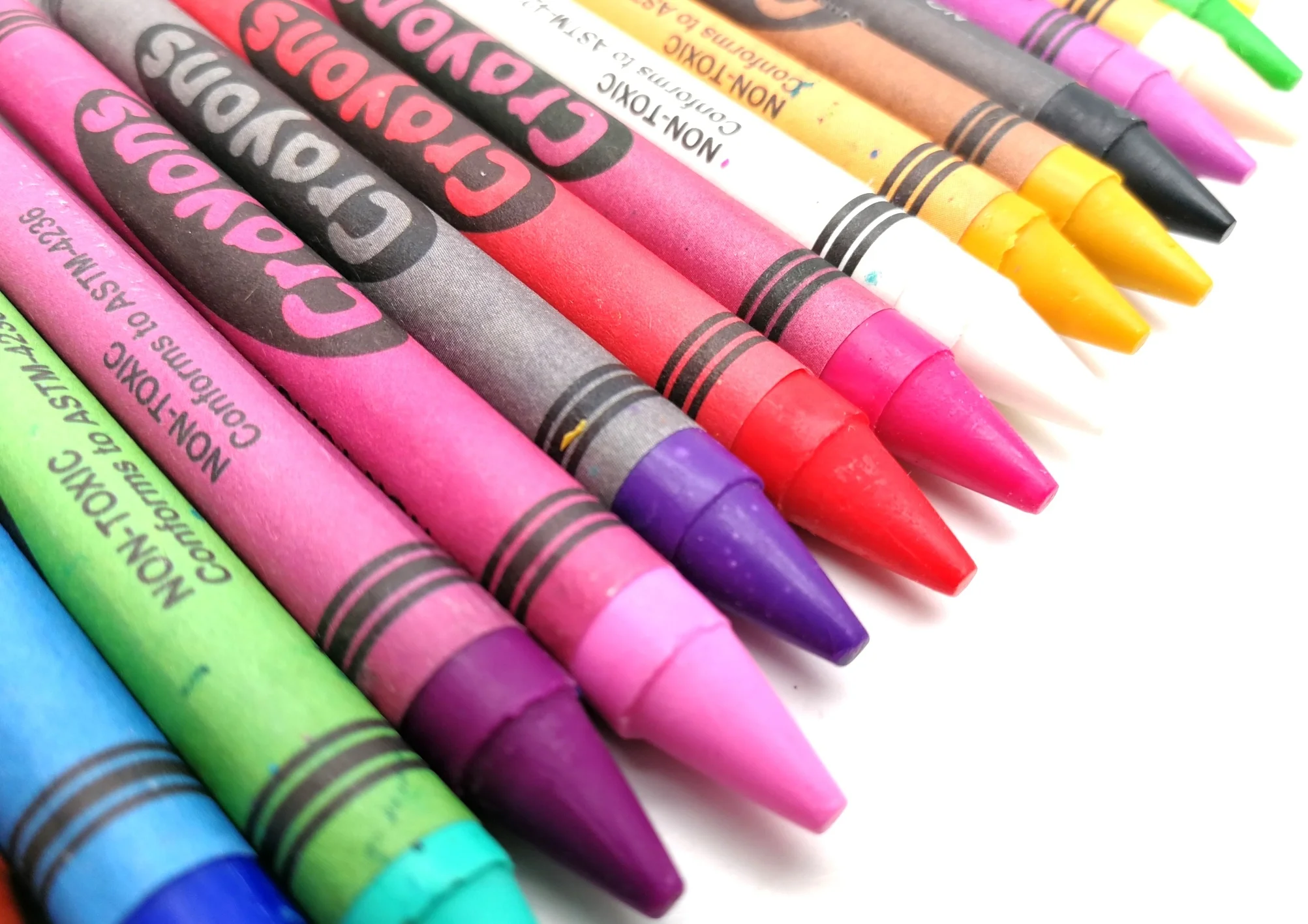
Regular wax crayon 80*8.8 mm soft for kids drawing cheap crayon 
