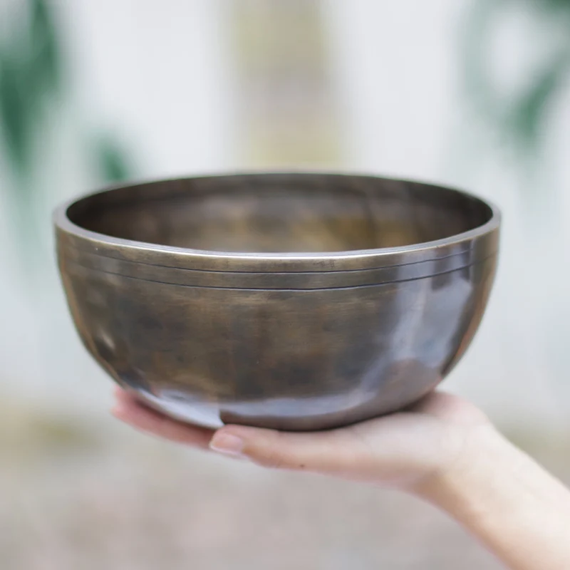 Thick tibetan singing bowls for Yoga meditation and music healing