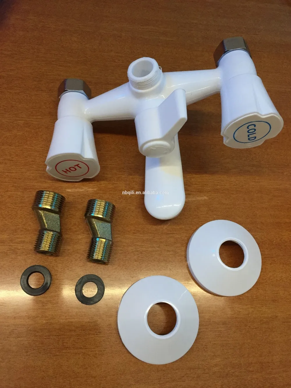 DT-2042 faucets mixers taps with brass cartridge