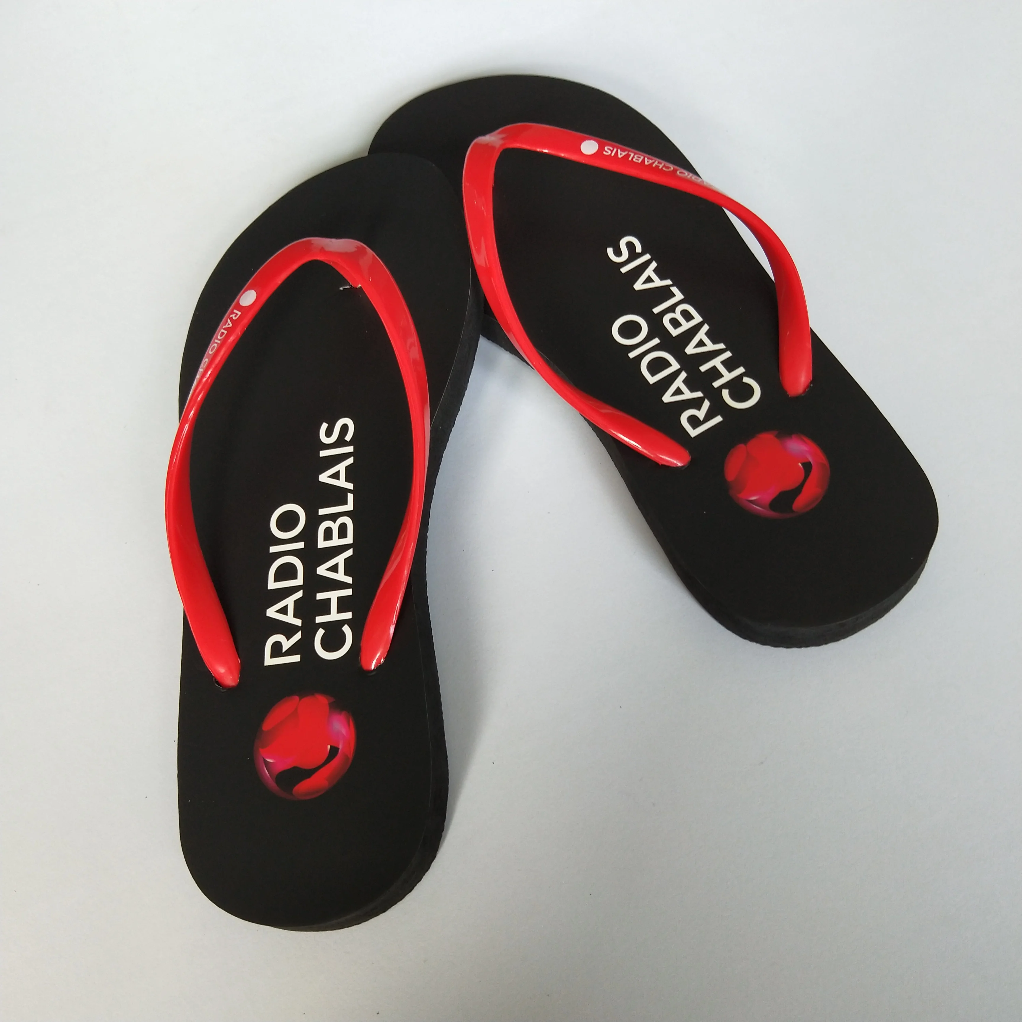 China OEM Popular Eva Slippers Flip Flops for Men Custom non-slip Summer Flip Flops