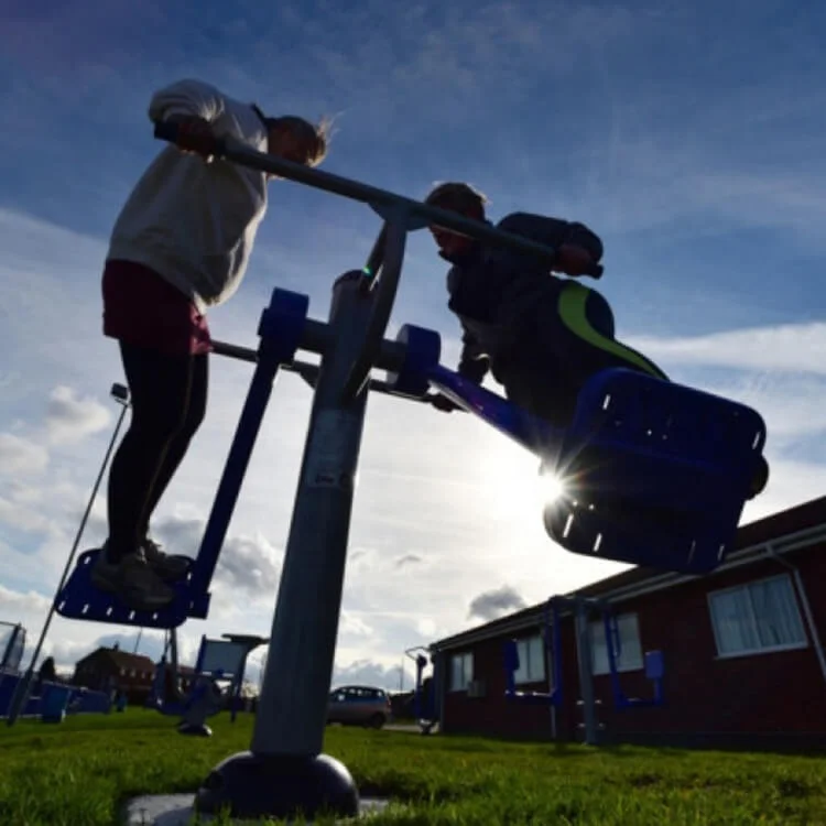 Most Popular Surfboard Outdoor Gym Equipment For Sale Surf Board - This Exercise Machine Moves Like a Surf Board