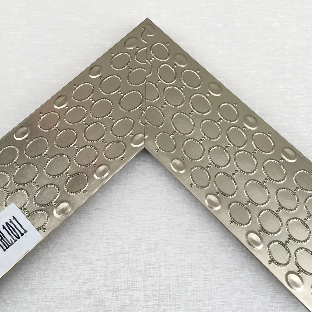 Factory Free Sample Manufacture Wholesale Simple Design Flat Photo Frame Moulding