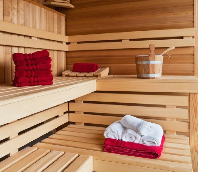 Red cedar and hemlock sauna wood for far infrared sauna room